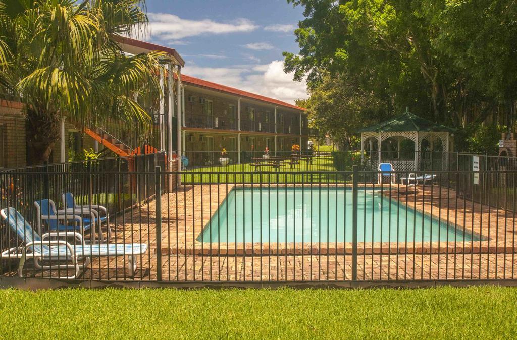 Coomera Motor Inn Gold Coast Exterior photo